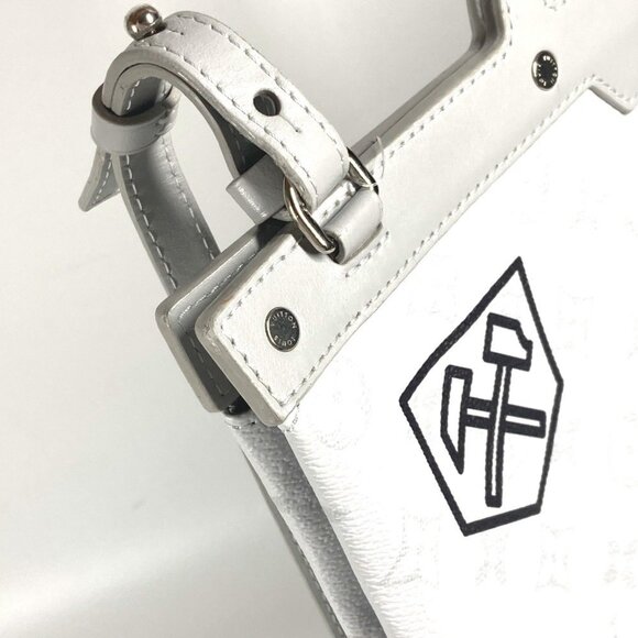 LOUIS VUITTON White Monogram Shoulder Bag - Picture 9 of 16